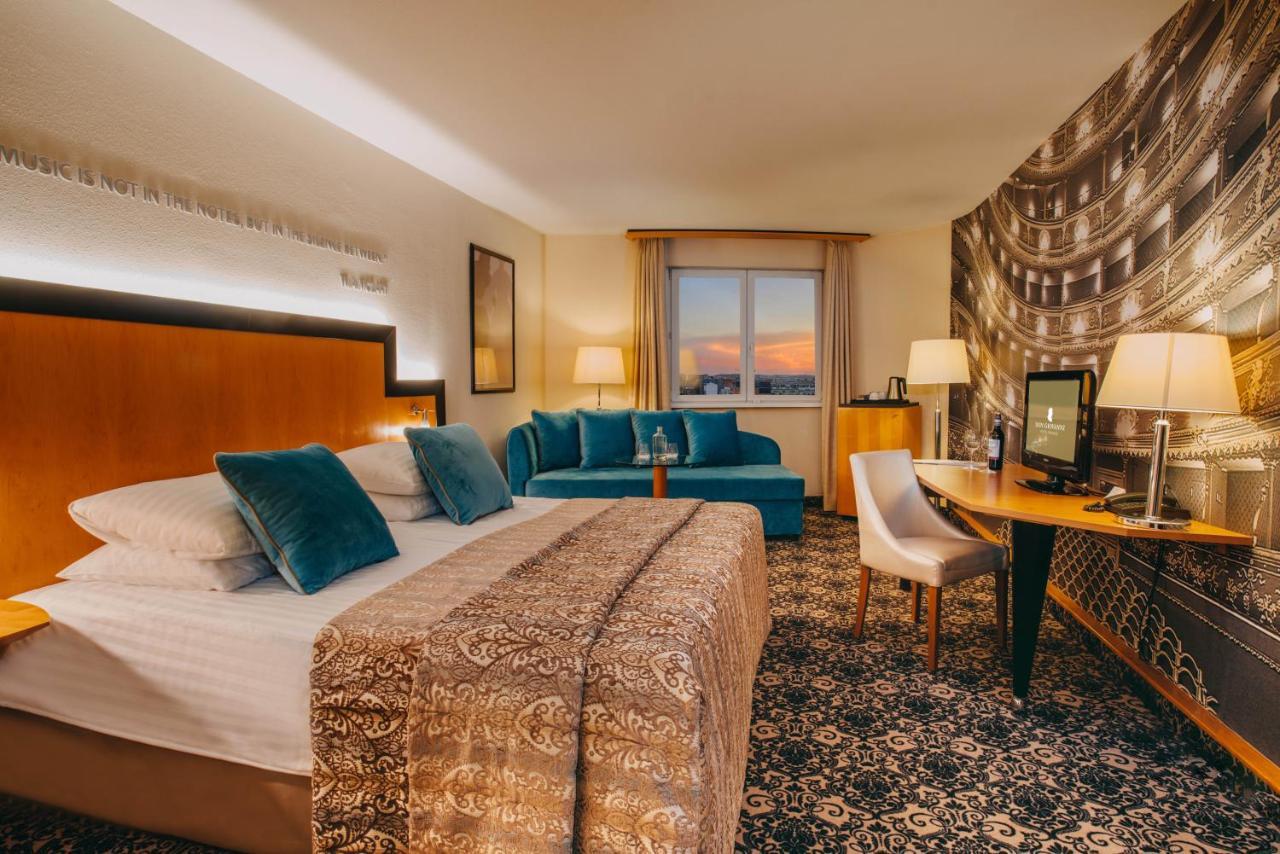 Don Giovanni - Great Of The World Hotel